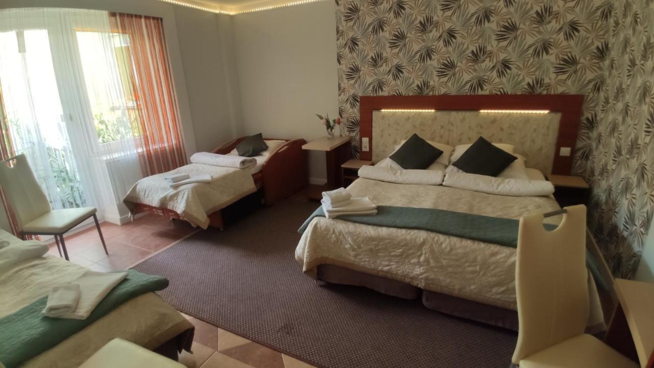 Ow Sargus Bed & Breakfast Wladyslawowo Exterior photo